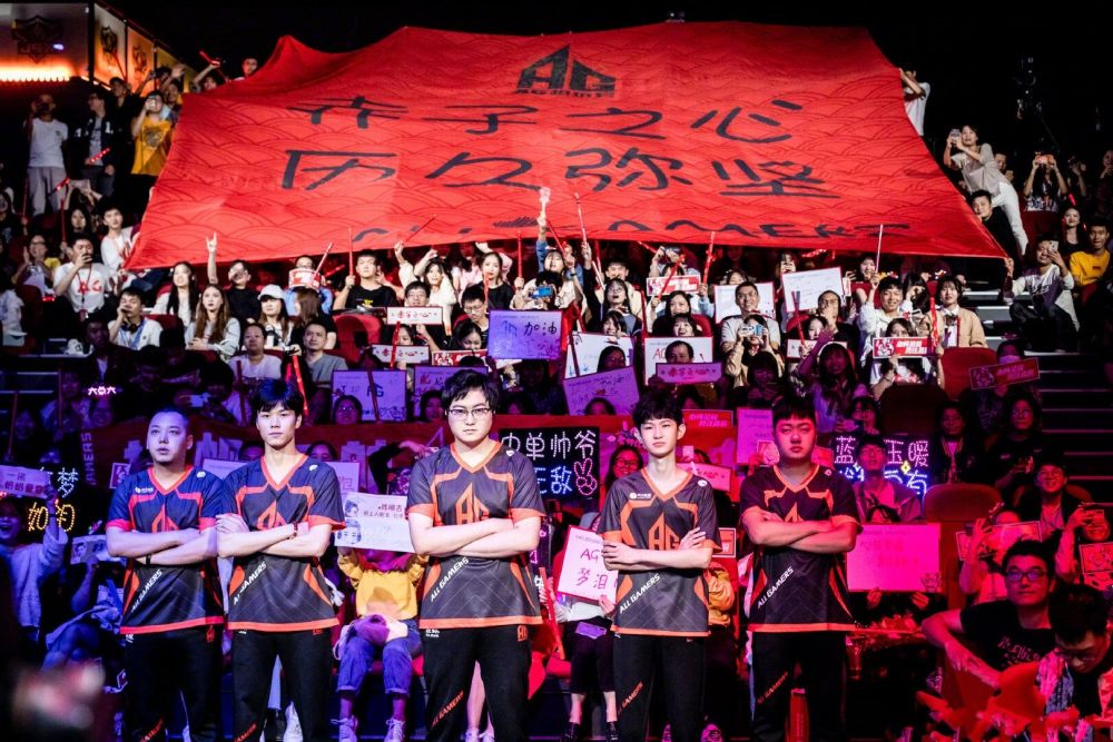 终极龙！ Kanavi 的和尚踢出了他的老俱乐部，Jiujiujiu爆炸了 Peyz Top Esports 以获得赛点