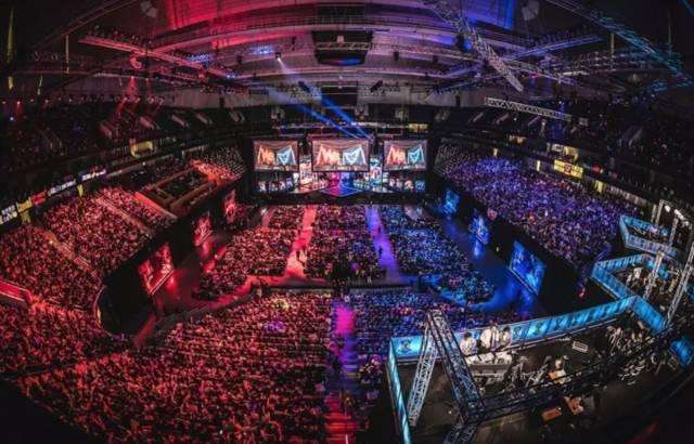 媒体人：LOL项目沙特方面还额外给了100万美元 8个队伍平均分