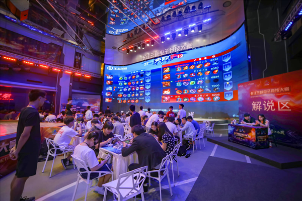 G2时隔两年无缘LEC前三 平队史第二差战绩